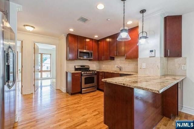 Property Photo:  17 Meadow Road 307  NJ 07070 