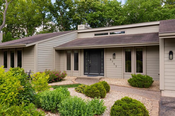 Property Photo:  8753 Walton Oaks Drive  MN 55438 