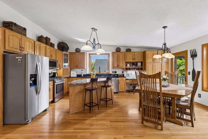 Property Photo:  16560 Lake Ridge Drive  MN 55311 