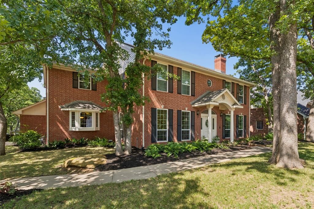 Property Photo:  41 Oak Forrest Circle  TX 76210 
