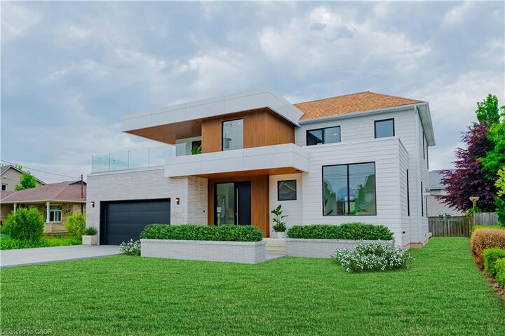 Property Photo: 504 Winona Road ON L8E 5E5
