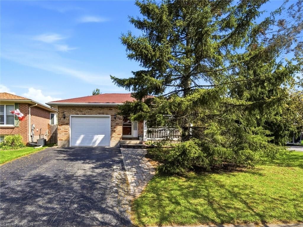 Property Photo: 7917 Ethel Street ON L2H 2Z8