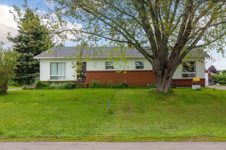 26-28 Bonnie Blink Drive — photo 1
