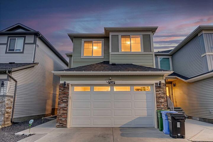 349 Corner Meadows Way NE — photo 1