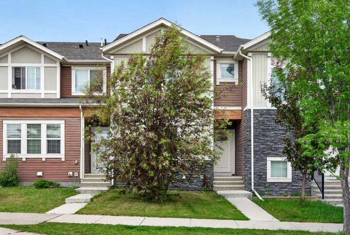 721 Nolan Hill Boulevard NW — photo 1