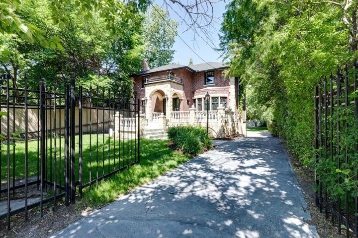 Property Photo: 628 Elbow Drive SW AB T2S 2H7