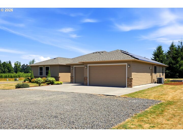 Property Photo:  16425 S Babler Rd  OR 97045 