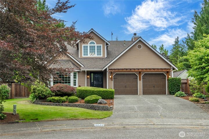 Property Photo: 13540 SE 189th Place WA 98058