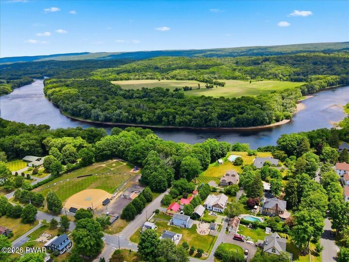 Property Photo:  305 E Catherine Street  PA 18337 