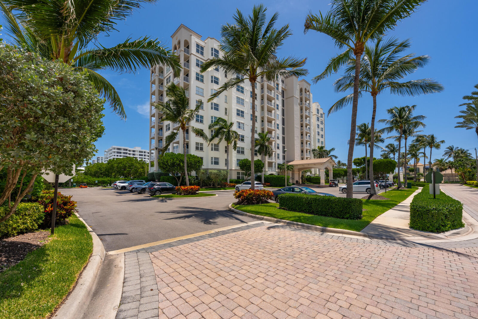Property Photo:  3594 S Ocean Boulevard 604  FL 33487 