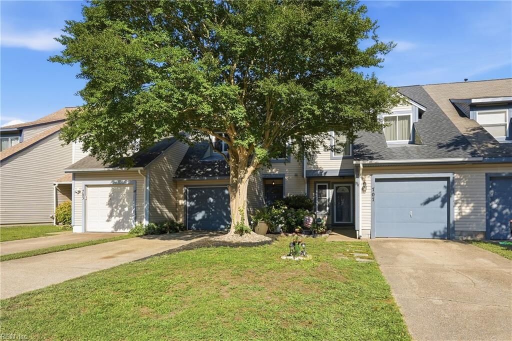 Property Photo:  705 Hecate Dr  VA 23454 