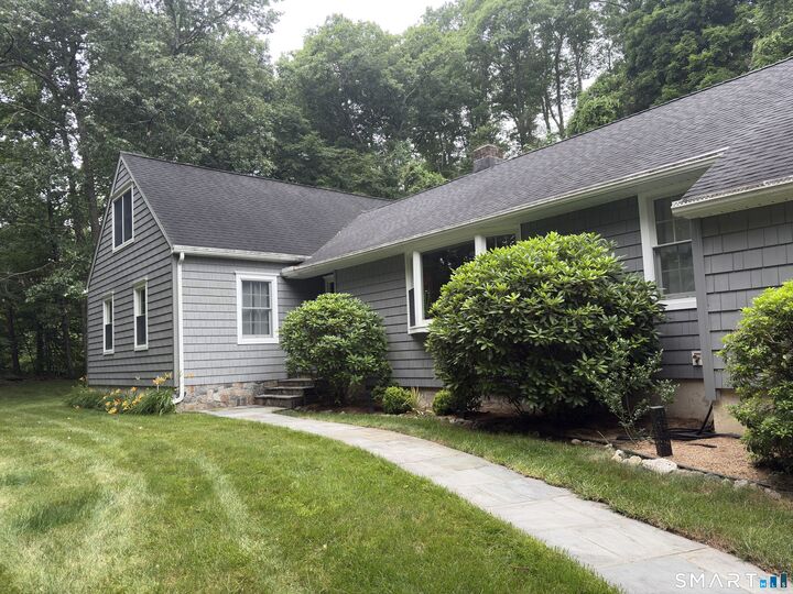 Property Photo:  37 North Pleasant Rise  CT 06804 