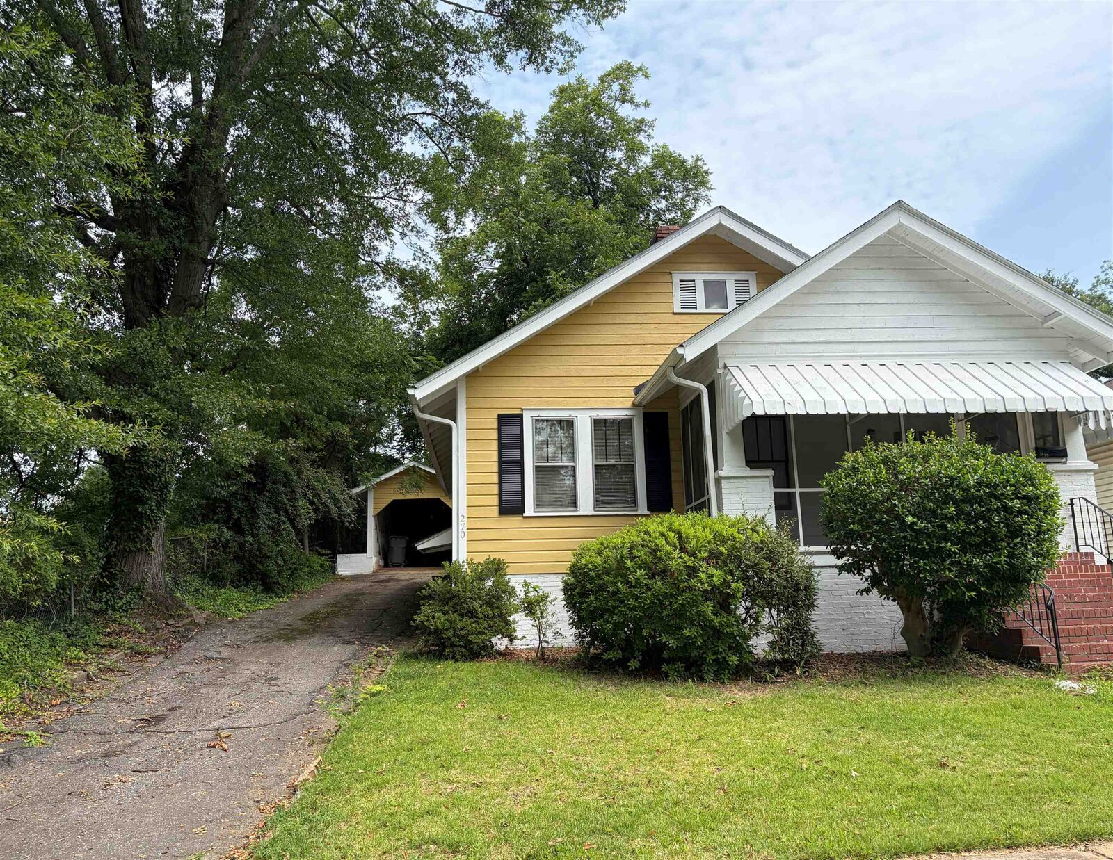 Property Photo:  270 Carlisle Street  SC 29306 