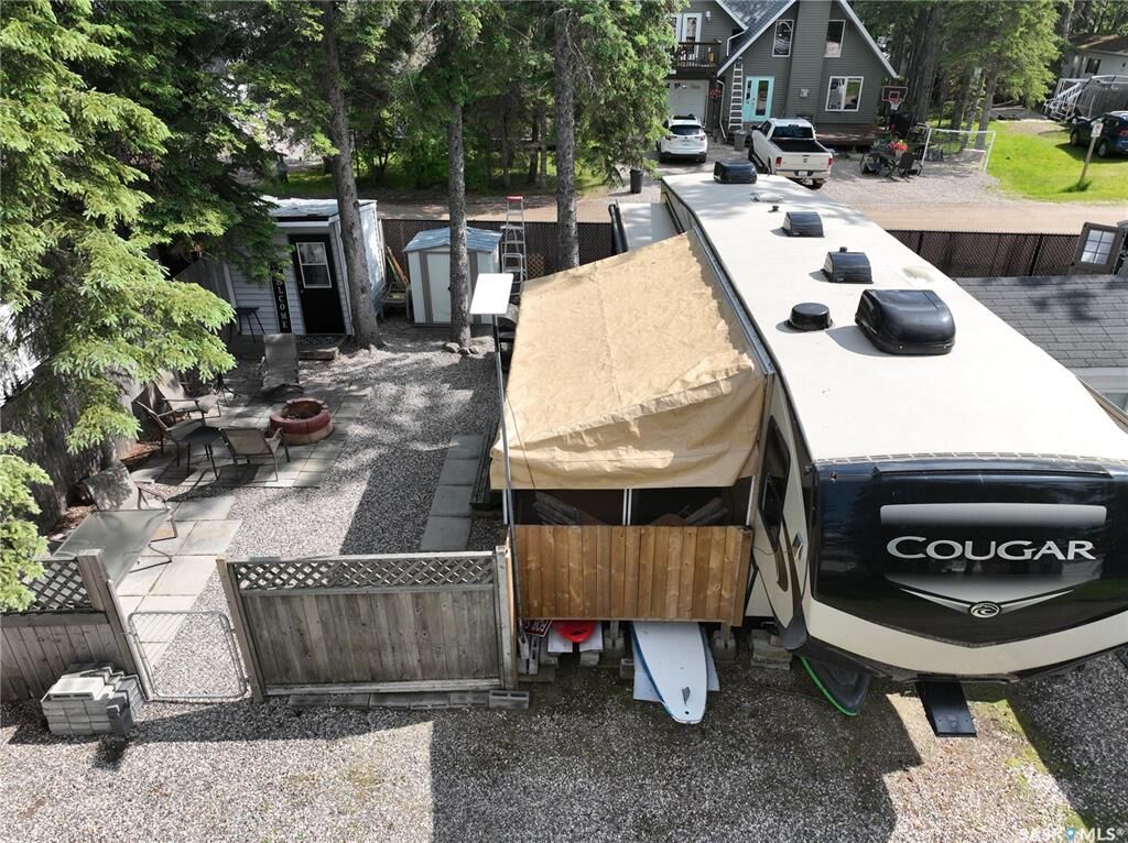 Property Photo:  1 Hansen Drive  SK S0J 3E0 