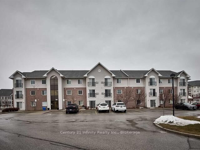 Property Photo:  91 Aspen Springs Drive 103  ON L1C 5J9 