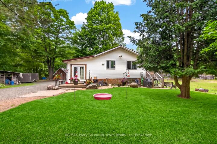 Property Photo: 15 Toronto Lake Road ON P0C 1H0
