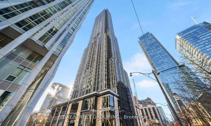11 Yorkville Avenue 6006 — photo 1