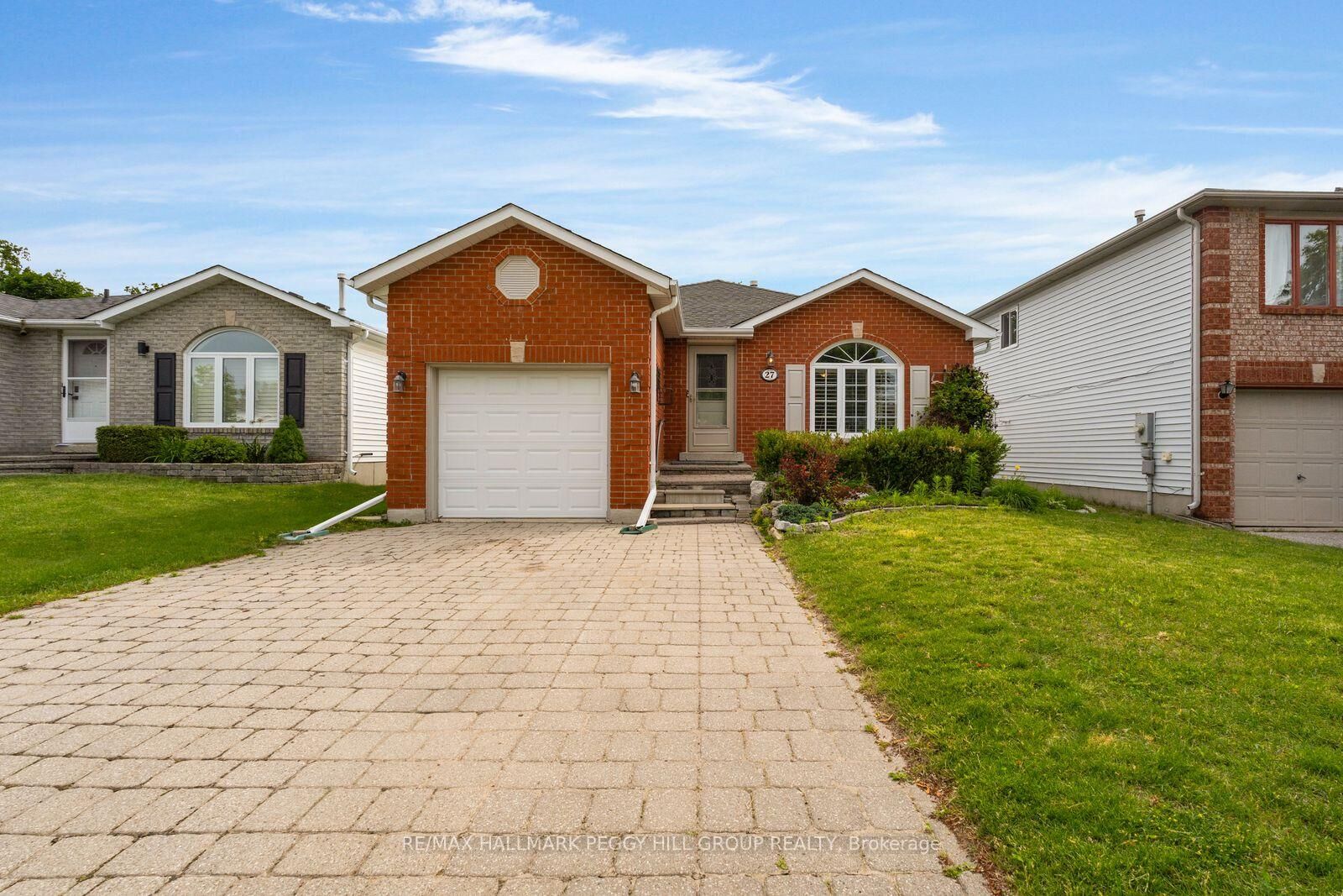 Property Photo:  27 Finlay Road  ON L4N 7T8 