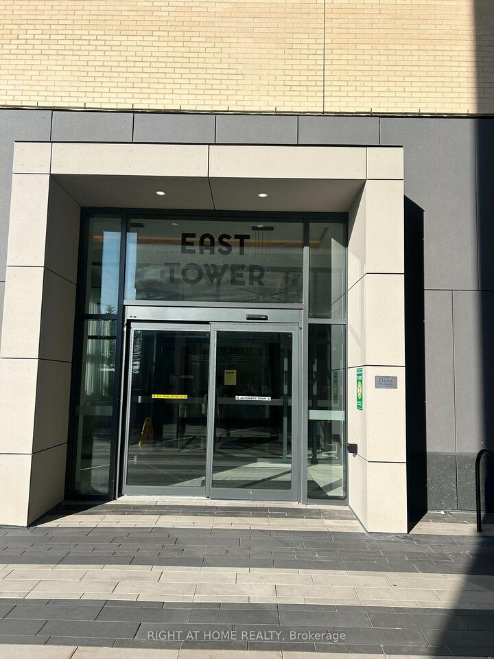 Property Photo:  100 Eagle Rock Way 211  ON L6A 5B9 