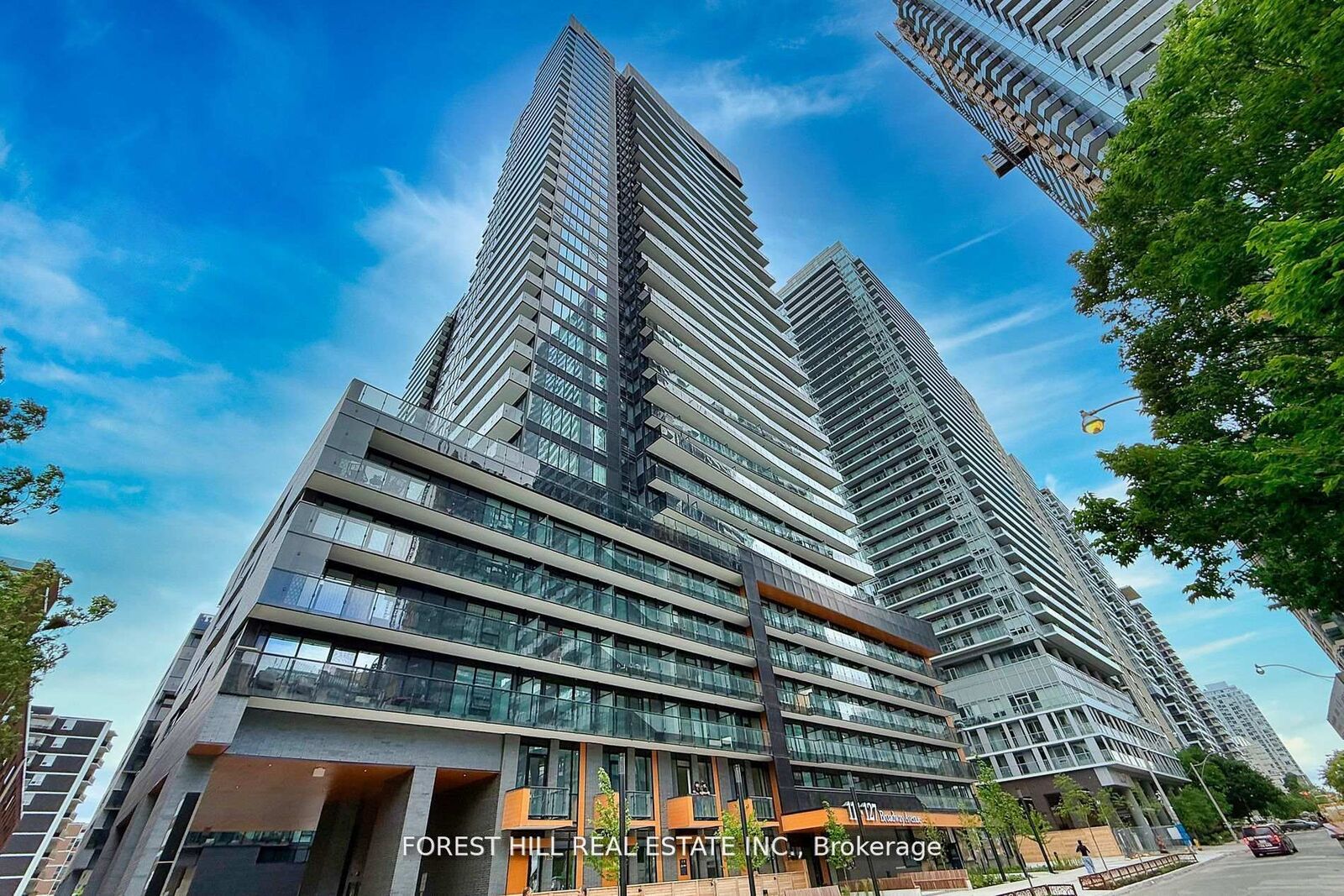 Property Photo:  117 Broadway Avenue 1302  ON M4P 1V3 