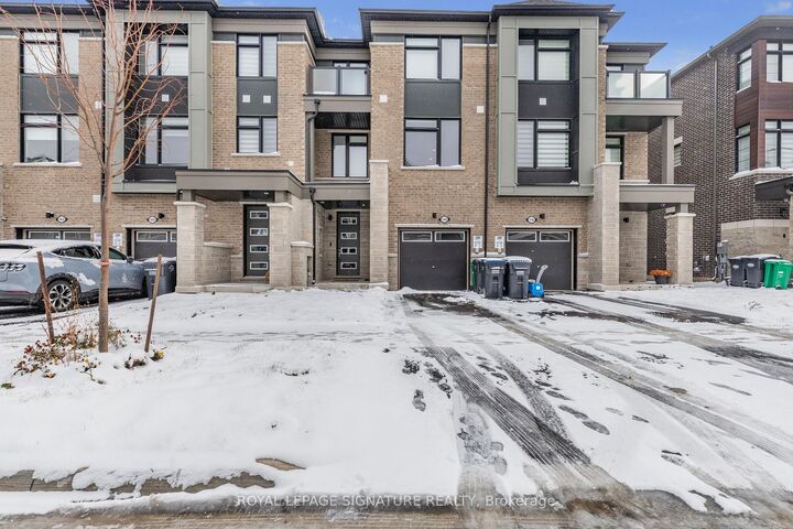 Property Photo: 158 Keppel Circle ON L7A 5K7