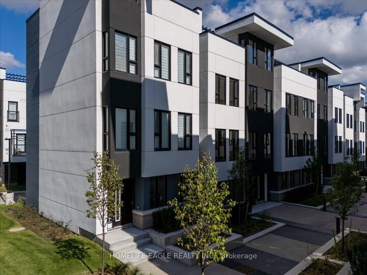 Property Photo: 2 Mariner's Pier Way ON L3V 8P4