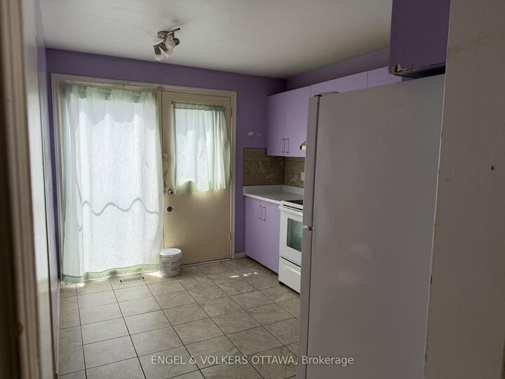 Property Photo:  2063 Jasmine Crescent 65  ON K1J 7W2 