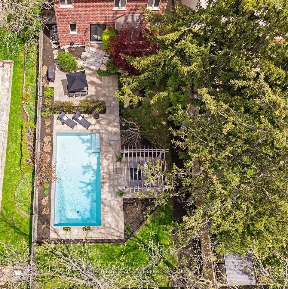 Property Photo: 24 Jopling Avenue N ON M9B 4E7