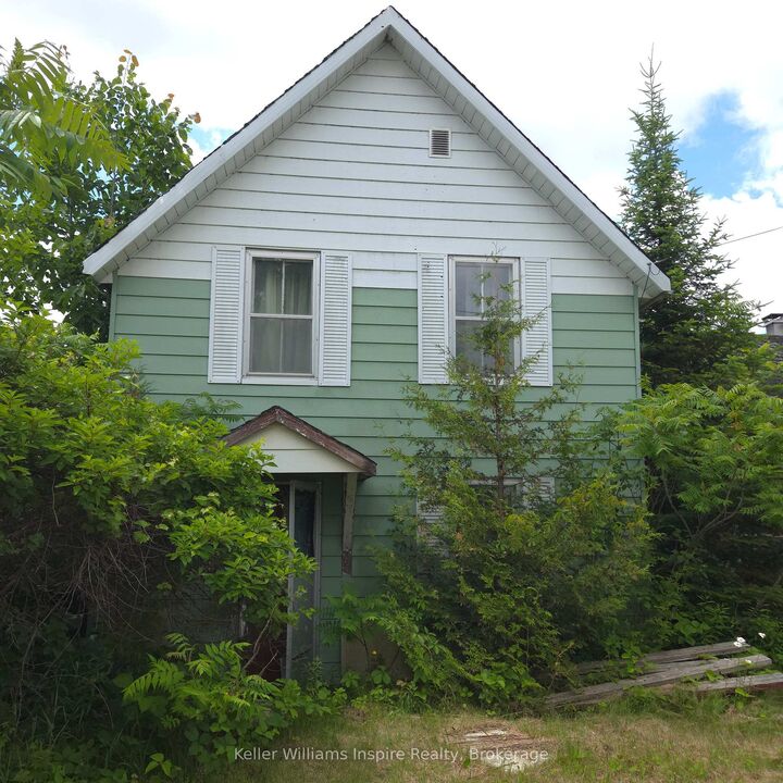 Property Photo:  10118 Highway 41 Highway  ON K0H 1Z0 