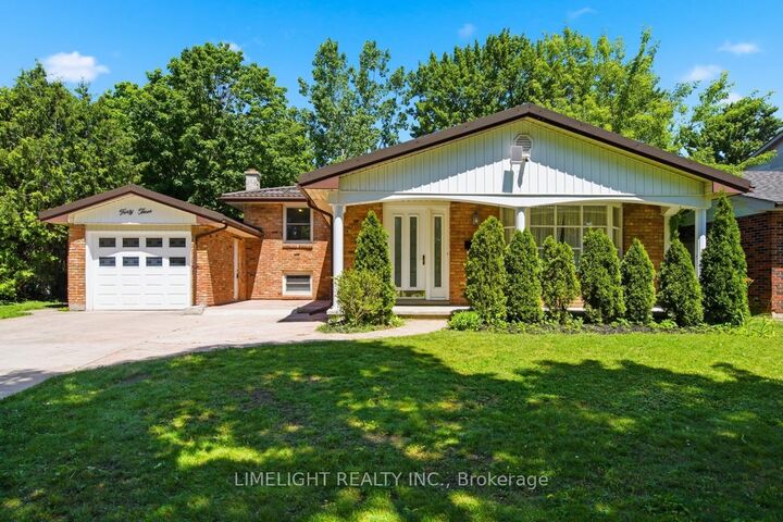 Property Photo: 43 Cumberland Crescent ON N5X 1B7