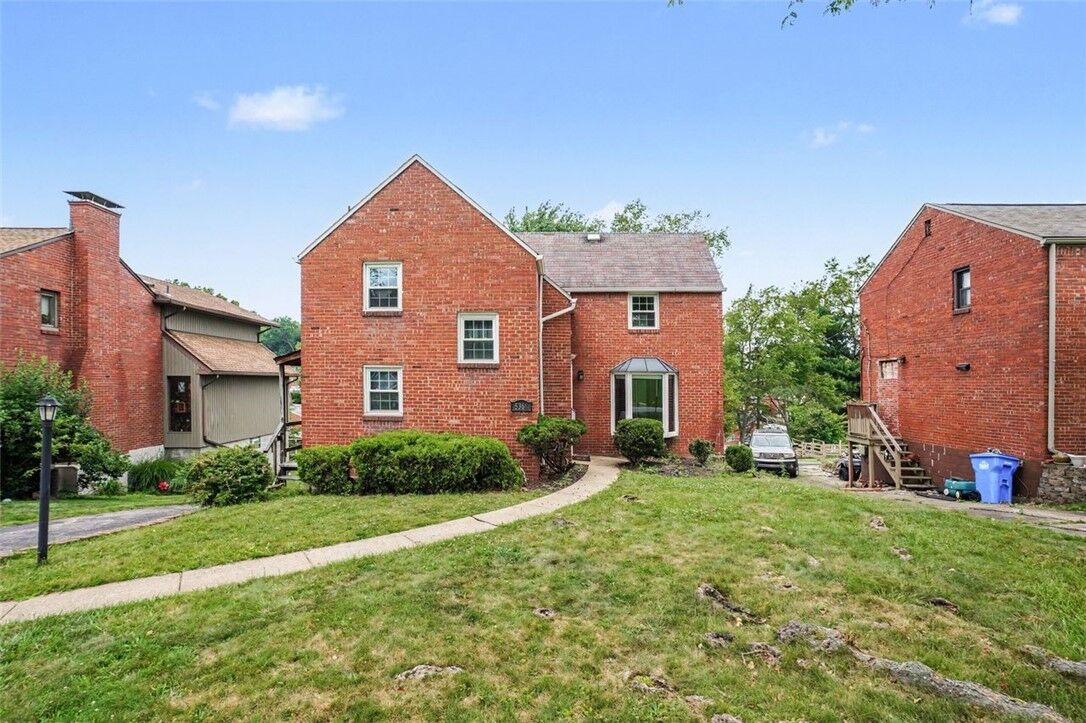 Property Photo:  5368 Orchard Hill Dr  PA 15236 