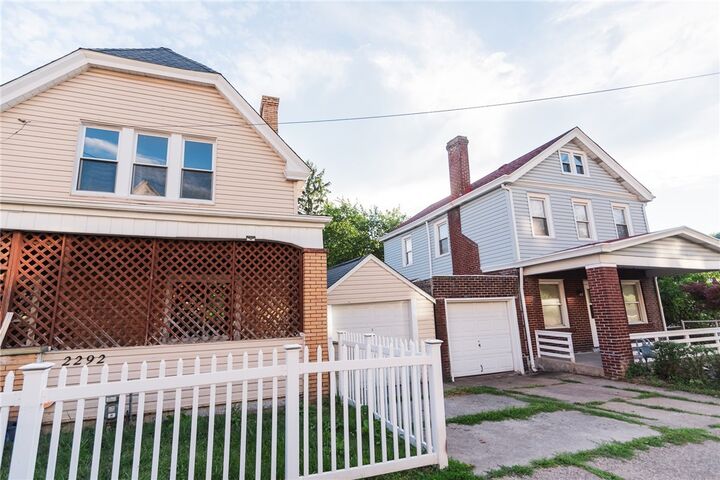 Property Photo:  2292 Valera Ave  PA 15210 