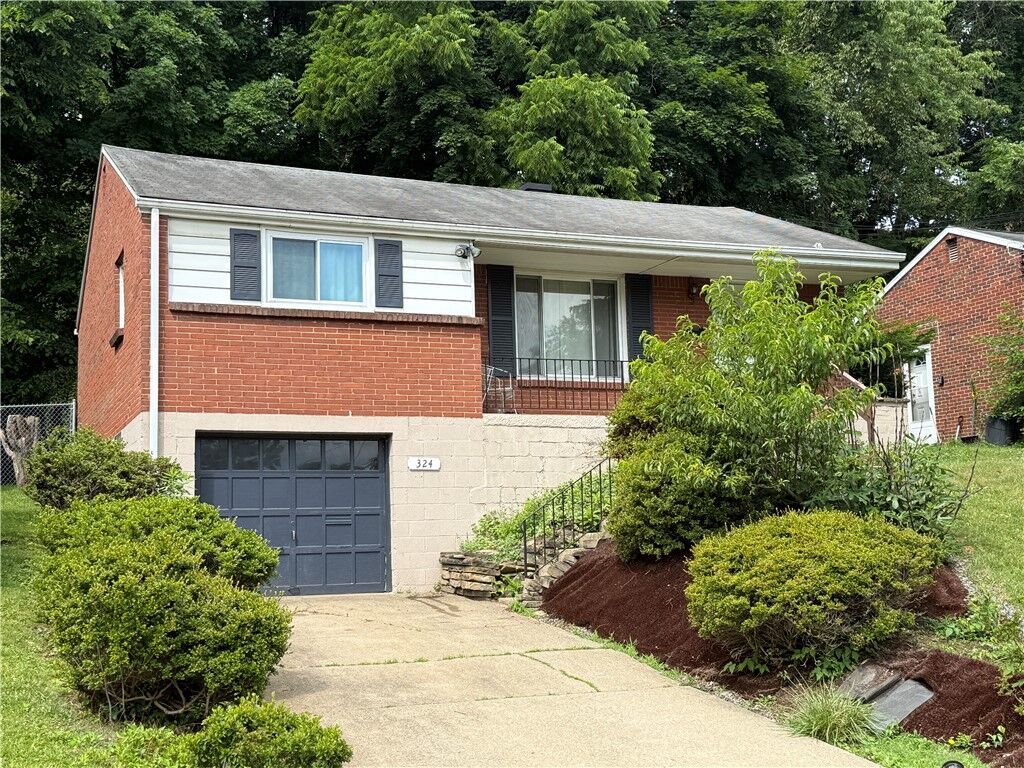 Property Photo:  324 Dorothy Drive  PA 15235 