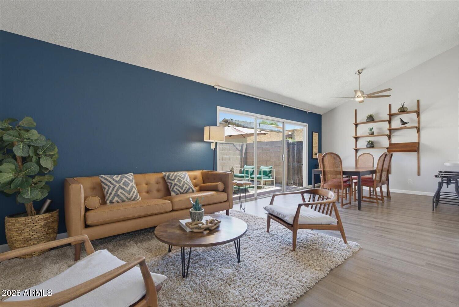 Property Photo:  917 S Hacienda Drive  AZ 85281 