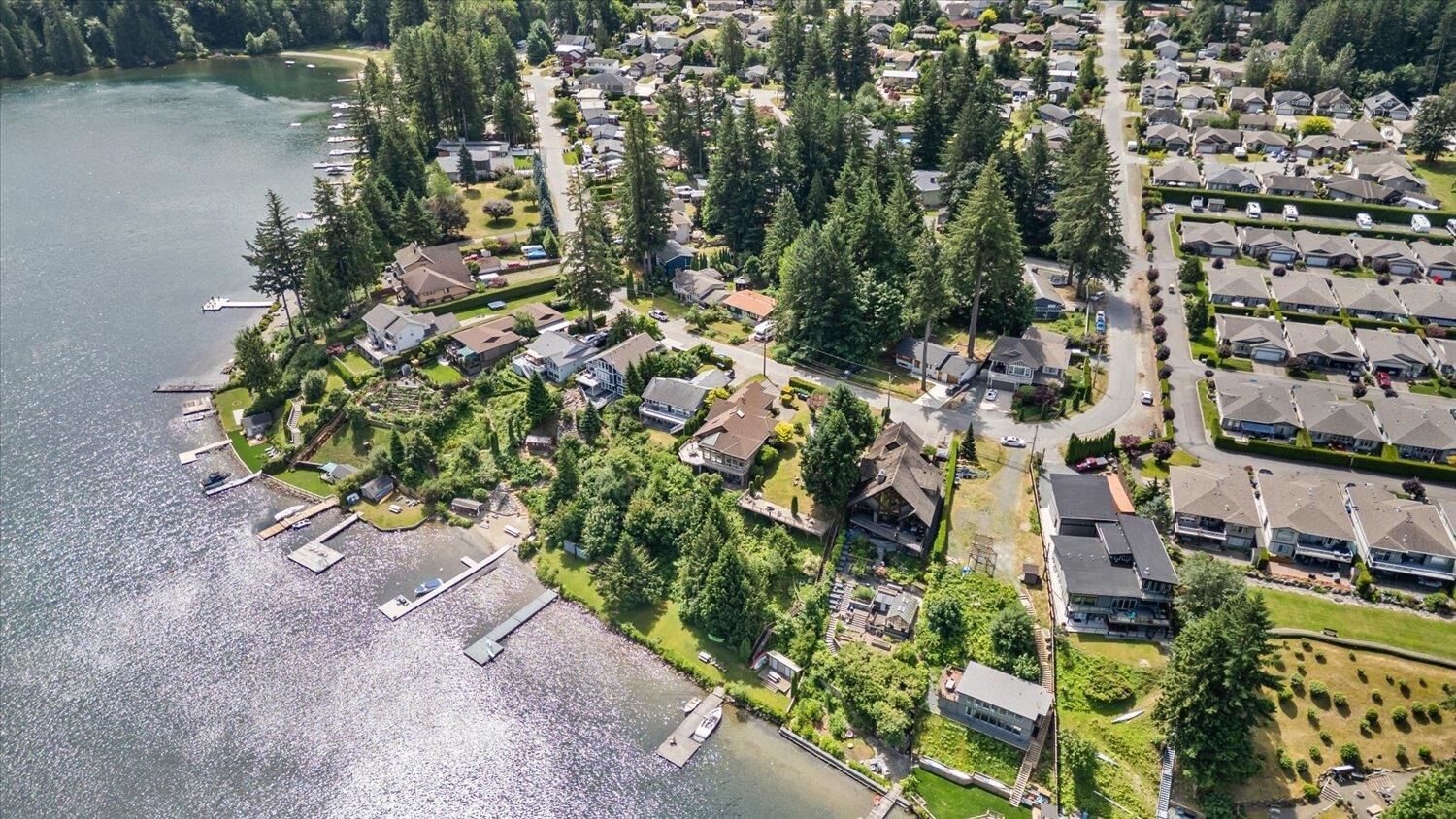 Property Photo: 21313 Lakeview Crescent BC V0X 1L1
