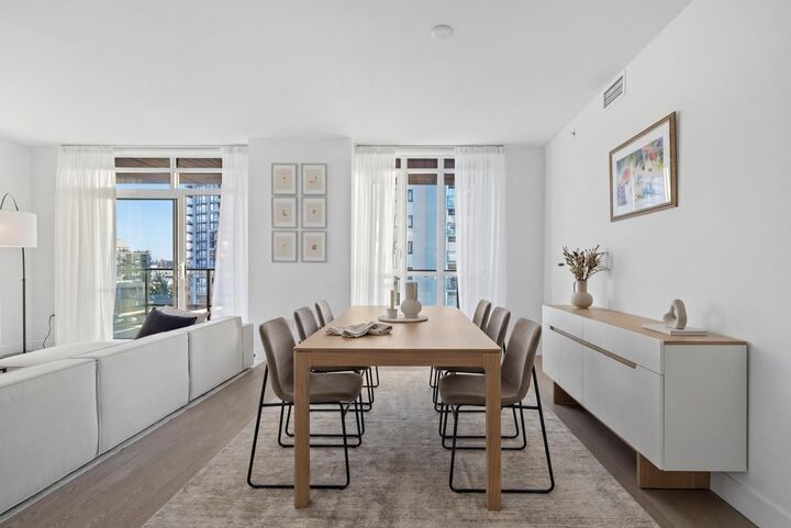 Property Photo: 177 W 3rd Street 507 BC V7M 0G5