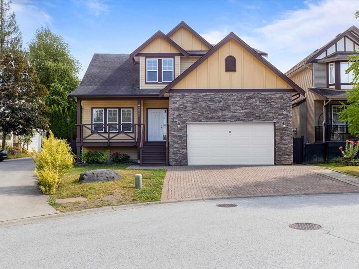 46242 Kermode Crescent — photo 1