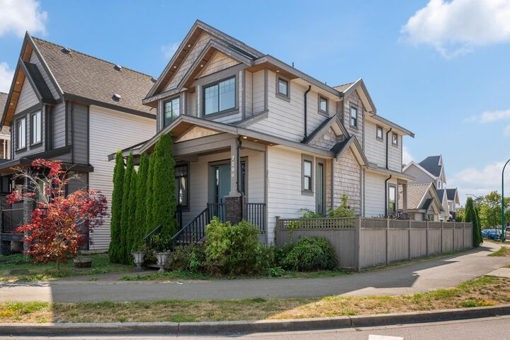 Property Photo: 7299 194A Street BC V4N 6K1