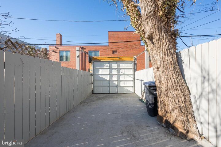 Property Photo:  1209 Shepherd Street NW  DC 20011 