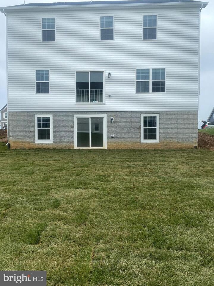 Property Photo:  519 Buckeye Drive  WV 25442 