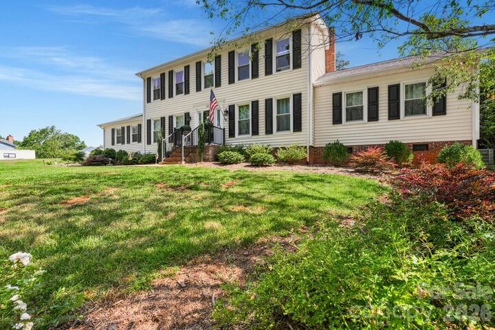 Property Photo:  1171 37th Avenue Drive NE  NC 28601 