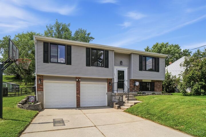 Property Photo:  5673 Planet Drive  OH 45014 