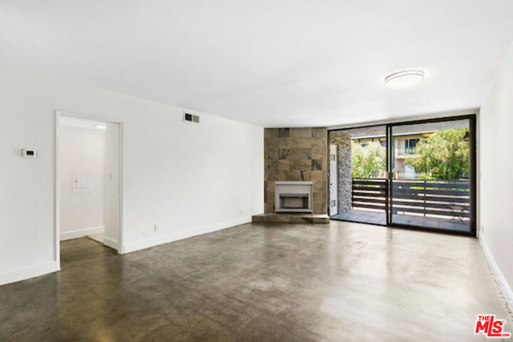 Property Photo: 11706 Montana Ave CA 90049