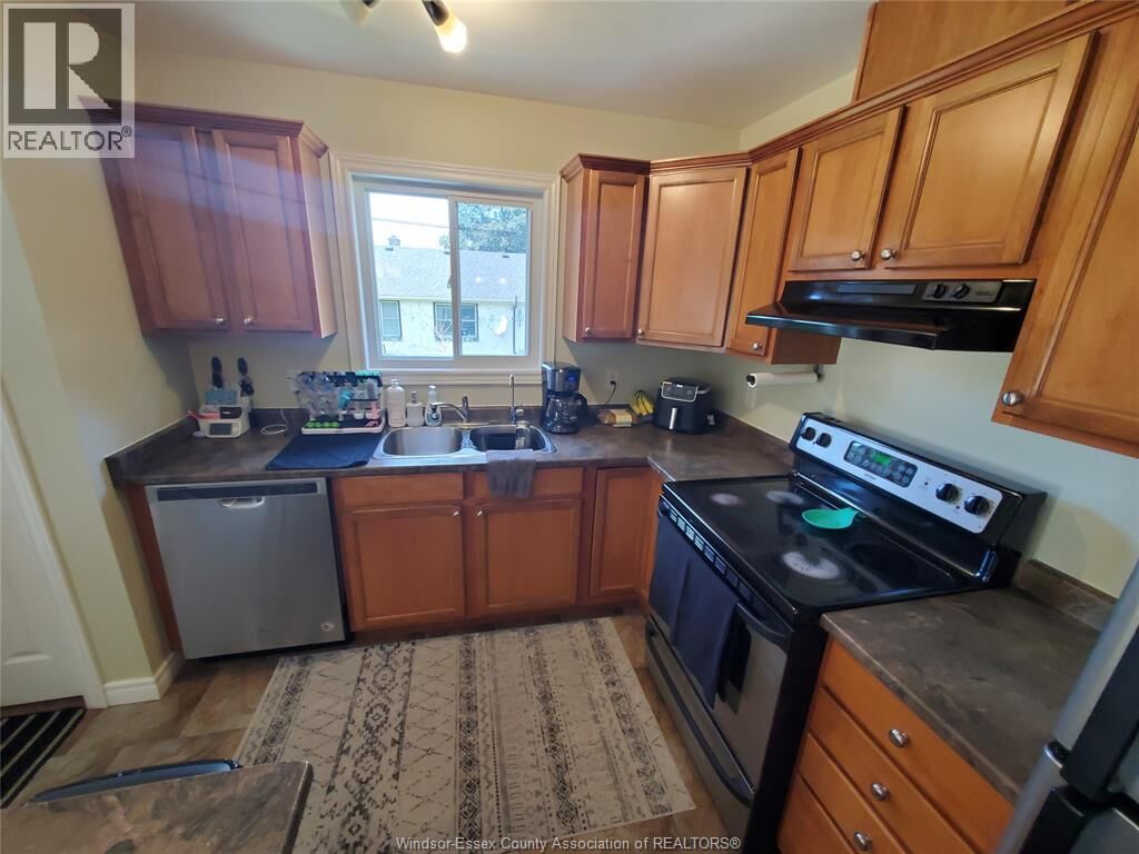 Property Photo:  1710 Northway  ON N9B 1X9 