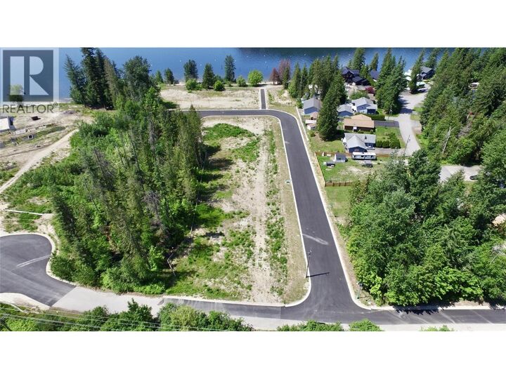 Property Photo:  9 Wiseman Creek Court  BC V0E 2V1 
