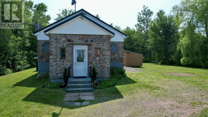Property Photo: 7682 6 Highway NS B0K 1K0