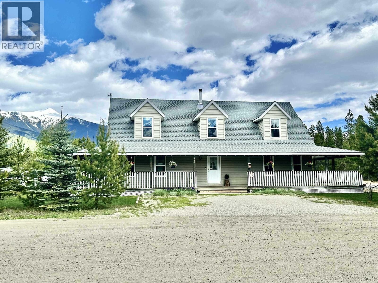 Property Photo: 205 Dogwood Street BC V0E 2Z0