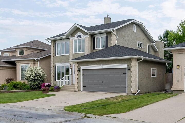 Property Photo: 1009 Scurfield Boulevard MB R3Y 1N5