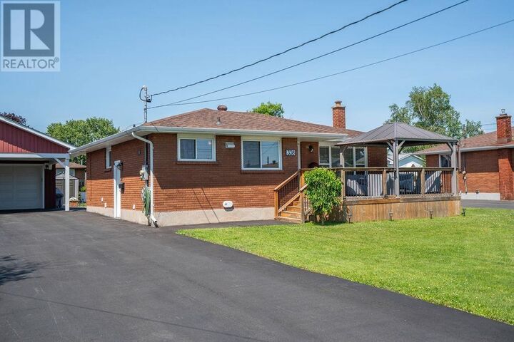 Property Photo: 338 Sydenham Rd ON P6C 2X7