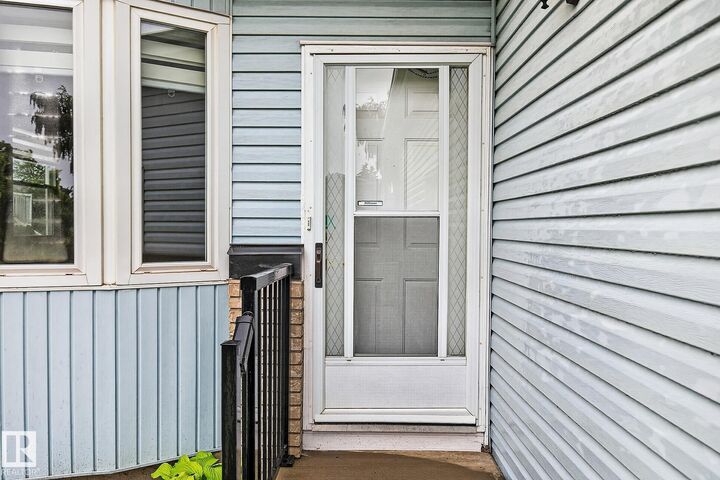 Property Photo:  12443 55 Street NW  AB T5W 5E7 